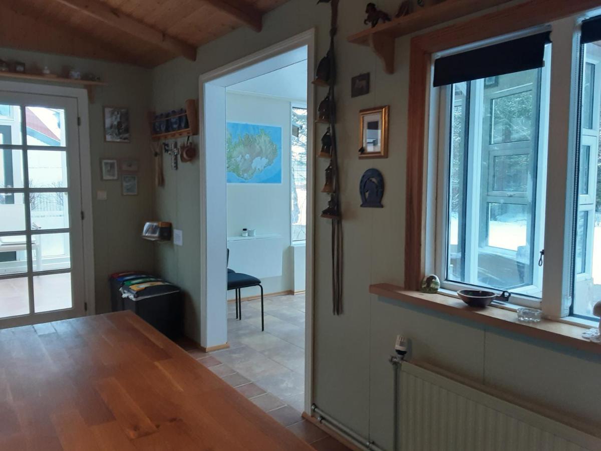 Arbakki Farmhouse Lodge Reykholt  Zewnętrze zdjęcie